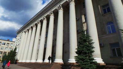 Міський голова Кропивницького рекомендує закрити заклади громадського харчування