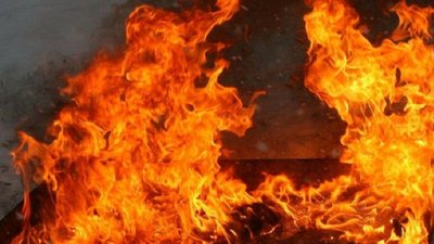 "Намагався приборкати самотужки". Внаслідок пожежі на Сумщині чоловік потрапив до лікарні
