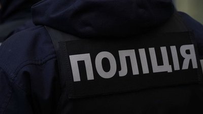 У Шостці на Сумщині скоїли розбійний напад на ювелірну крамницю: поліція шукає, хто це зробив