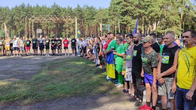 На Полтавщині 400 людей долучилися до забігу у пам'ять про загиблих воїнів