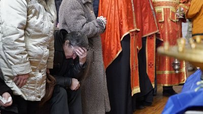 У Харкові прощаються з Володимиром Вакуленком, якого вбили російські військові У Харкові прощаються з Володимиром Вакуленком, якого вбили російські військові