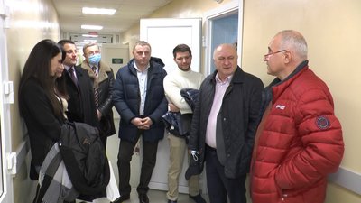На Житомирщині у Коростенській лікарні зробили першу операцію зі стентування коронарних судин серця На Житомирщині у Коростенській лікарні зробили першу операцію зі стентування коронарних судин серця