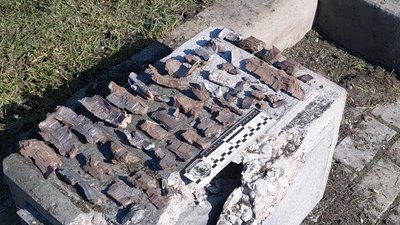 Окупанти РФ поцілили у двір Харківського університету міського господарства — фото наслідків Окупанти РФ поцілили у двір Харківського університету міського господарства — фото наслідків