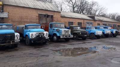 Три десятка машин та 40 працівників чиститимуть від снігу дороги в Кропивницькому Три десятка машин та 40 працівників чиститимуть від снігу дороги в Кропивницькому
