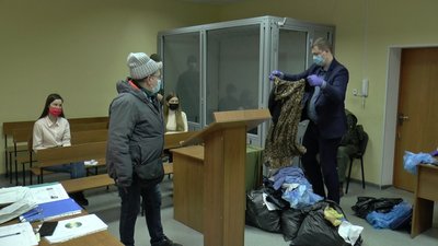 "Упевнена на 100%, що то він": у Полтаві допитують свідків щодо стрілянини біля кафе "Ботанік" "Упевнена на 100%, що то він": у Полтаві допитують свідків щодо стрілянини біля кафе "Ботанік"