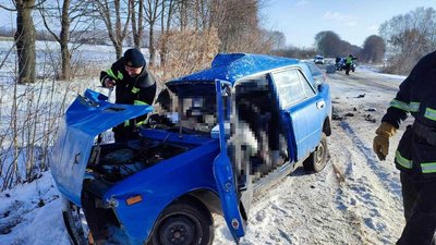 На Вінниччині внаслідок аварії загинули дві людини На Вінниччині внаслідок аварії загинули дві людини