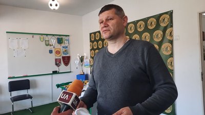 Благодійний аукціон: тернопільські спортсмени продають футболки
