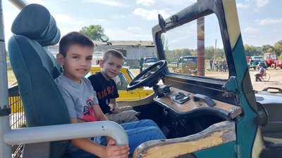 Фестиваль ретроавтомобілів