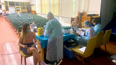 Центри вакцинації працюватимуть у трьох містах Рівненщини