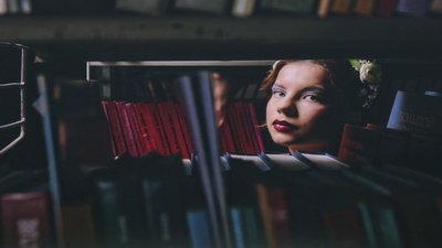 Світлини з підвалу: у Рівному столичний фотохудожник презентував "Переписану історію"