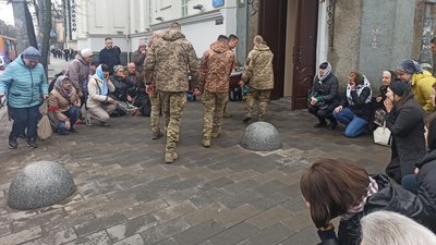 В ЗСУ служив з першого дня вторгнення – в Житомирі попрощалися із Максимом Янчевським В ЗСУ служив з першого дня вторгнення – в Житомирі попрощалися із Максимом Янчевським