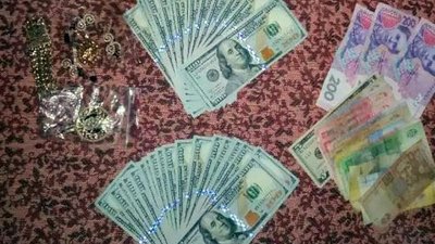 Херсонські поліцейські затримали групу наркодилерів Херсонські поліцейські затримали групу наркодилерів