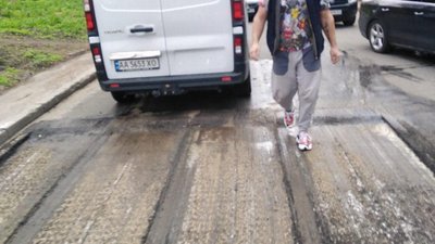У Києві невідомий вистрілив у співробітника "Київавтодору", пораненого ушпиталено