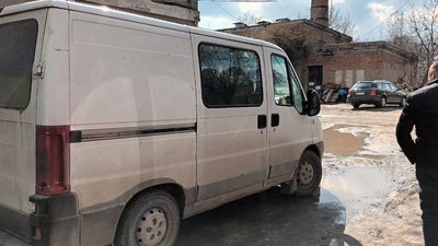 Акція "Великодній кошик для солдата": тернопільські волонтери везуть допомогу у 7 областей Акція "Великодній кошик для солдата": тернопільські волонтери везуть допомогу у 7 областей