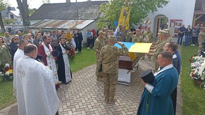 Едуард Хатмуллін, військовий, волонтер, похорон, Тернопільщина, травень 2024