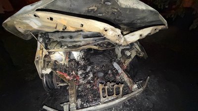Автомобіль після підпалу