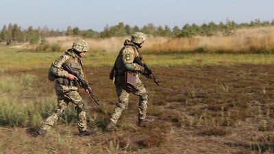 На Рівненщині визначили кращий стрілецький взвод ЗСУ На Рівненщині визначили кращий стрілецький взвод ЗСУ