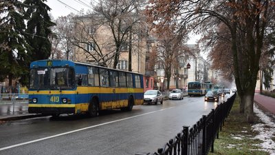 Чернігівські тролейбуси повернуться на маршрути ближче до вечора