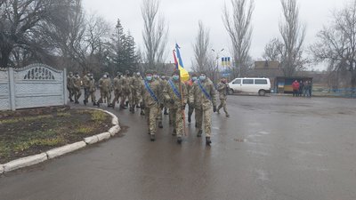 Загинув у зоні ООС. На Миколаївщині попрощалися з військовим Загинув у зоні ООС. На Миколаївщині попрощалися з військовим