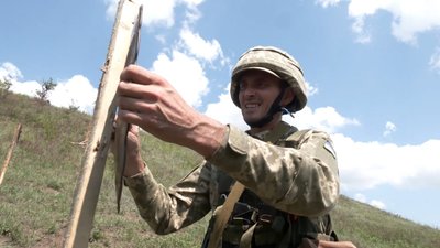 Бійці харківського батальйону ЗСУ показали своє тренування Бійці харківського батальйону ЗСУ показали своє тренування