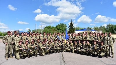 У Житомирі близько 100 десантників склали військову присягу
