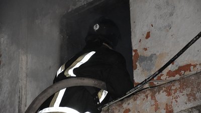 В Одесі горіла будівля на кладовищі: одна людина загинула В Одесі горіла будівля на кладовищі: одна людина загинула