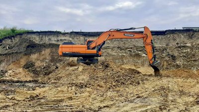 На трасі Київ-Одеса стався зсув ґрунту: водіїв просять бути обережними На трасі Київ-Одеса стався зсув ґрунту: водіїв просять бути обережними
