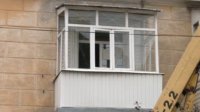 На якій стадії ремонтні роботи у будинка, що постраждали від ракетного удару 19 серпня у Чернігові На якій стадії ремонтні роботи у будинка, що постраждали від ракетного удару 19 серпня у Чернігові
