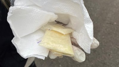 Хотів "підставити" СБУшника. У Запоріжжі затримали наркоділка Хотів "підставити" СБУшника. У Запоріжжі затримали наркоділка