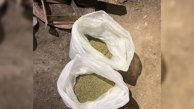 Заробляли майже 1 млн грн щомісяця: на Чернігівщині затримали 6 людей, яких підозрюють у наркоторгівлі Заробляли майже 1 млн грн щомісяця: на Чернігівщині затримали 6 людей, яких підозрюють у наркоторгівлі