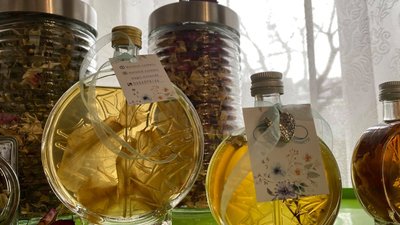 Житомирянка Наталія Морозюк створює авторські парфуми Житомирянка Наталія Морозюк створює авторські парфуми