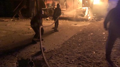На Миколаївщині через обстріли росіян виникнуло п'ять пожеж, є поранені На Миколаївщині через обстріли росіян виникнуло п'ять пожеж, є поранені