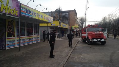 У Черкасах горів павільйон на ринку