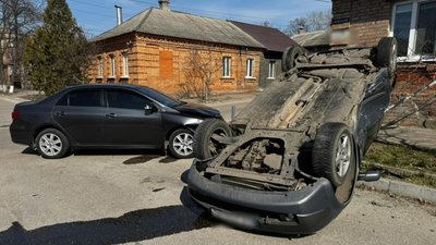 Аварія на перехресті вулиць у Кропивницькому 23 березня – Суспільне Кропивницький