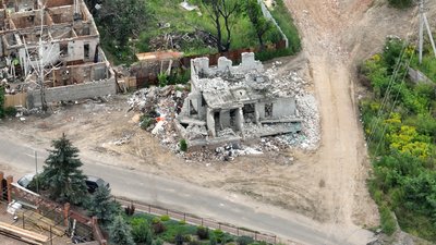 "Сумненький буде Новий рік". Як жителі Новоселівки готуються зустрічати 2023-ій "Сумненький буде Новий рік". Як жителі Новоселівки готуються зустрічати 2023-ій