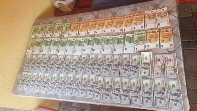 На Рівненщині викрили залізничників на зливанні дизпалива на пів мільйона гривень щомісяця На Рівненщині викрили залізничників на зливанні дизпалива на пів мільйона гривень щомісяця