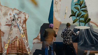 У Дрогобичі малюють мурал "Вуличний музей міста"