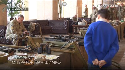 Виставку військової техніки представили в Ужгороді Виставку військової техніки представили в Ужгороді