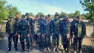 На Тернопільщині волонтери збирають гроші на авто для саперів