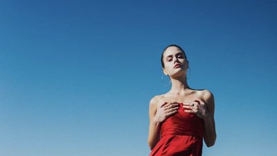 В Україну не пропустили російську модель Еліну Бурлакову