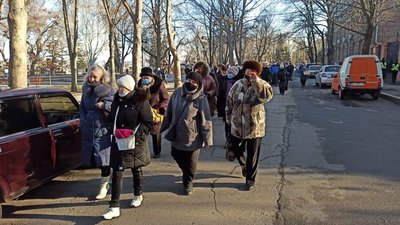 У Миколаєві перекривали дорогу на знак протесту проти зростання тарифів