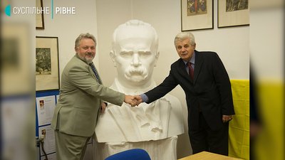 Шевченко у Рівному Шевченко у Рівному