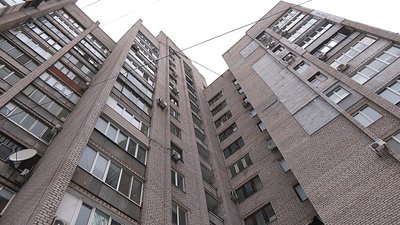 У Запоріжжі мешканці енергозалежної багатоповерхівки скаржаться на графіки відключень