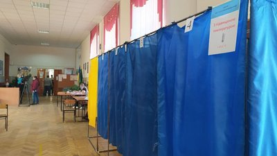 У Харкові почалися позачергові вибори мера У Харкові почалися позачергові вибори мера