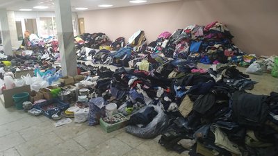Речей достатньо, є потреба в ліках – волонтерка про допомогу жителям Дворічанського району
