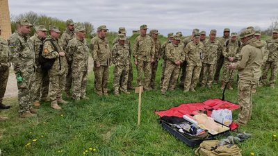 На Тернопільщині розпочалися навчальні збори з офіцерами територіальної оборони На Тернопільщині розпочалися навчальні збори з офіцерами територіальної оборони