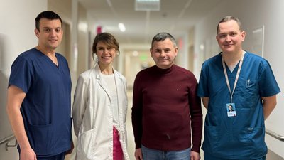 Потрапив в ДТП і двічі був при смерті: львівські медики врятували 48-річного чоловіка