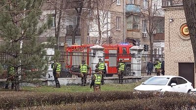 Сесію Запорізької міської ради перенесли на два тижні Сесію Запорізької міської ради перенесли на два тижні