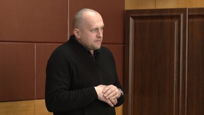 Адвокат Олег Костюк на суді у Чернігові, справа про вбивство родини Череванів Адвокат Олег Костюк на суді у Чернігові, справа про вбивство родини Череванів