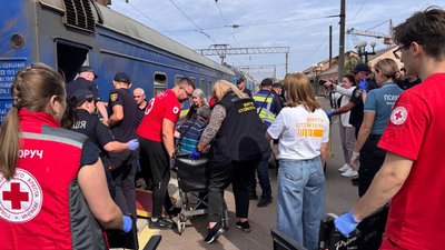 15 евакуаційний потяг прибув з Донеччини на Рівненщину
